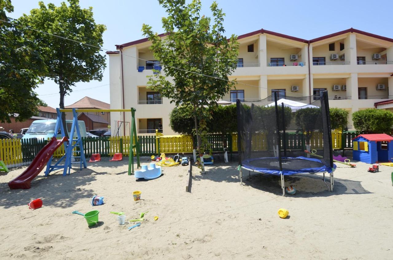 Hotel Poienita Costineşti Exterior foto