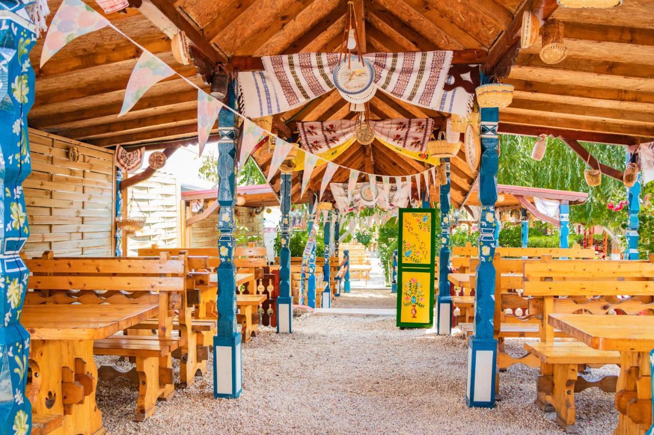 Hotel Poienita Costineşti Exterior foto
