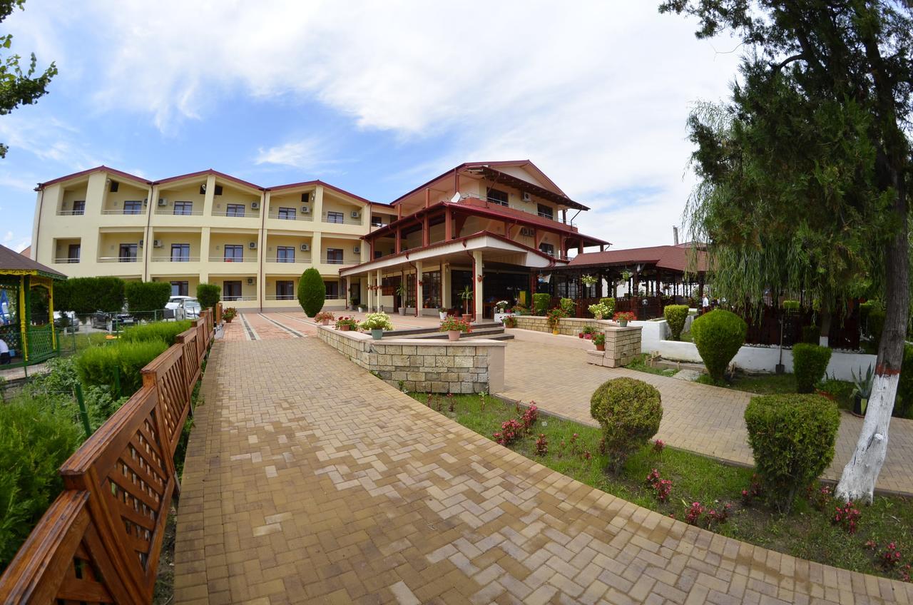Hotel Poienita Costineşti Exterior foto